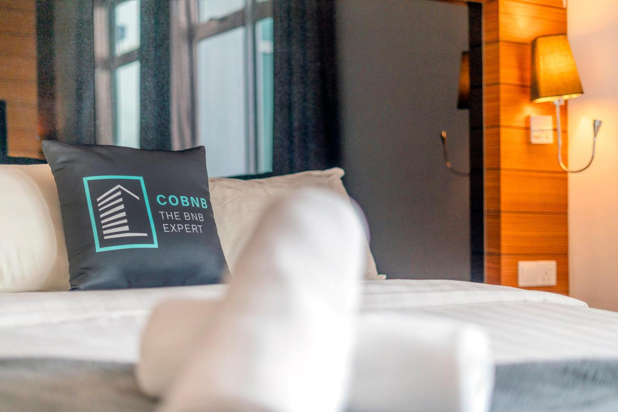 Dua Sentral Residence Near Kl Sentral By Cobnb Куала Лумпур Екстериор снимка